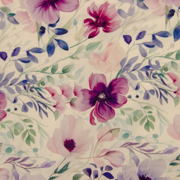 cvetlični vzorec - lila cvetke na beli